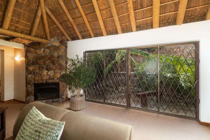 5 Bedroom Property for Sale in Vredekloof Western Cape